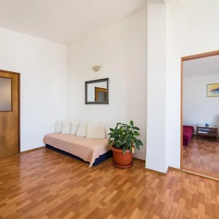 Gloria Gradac (Split-Dalmatia)